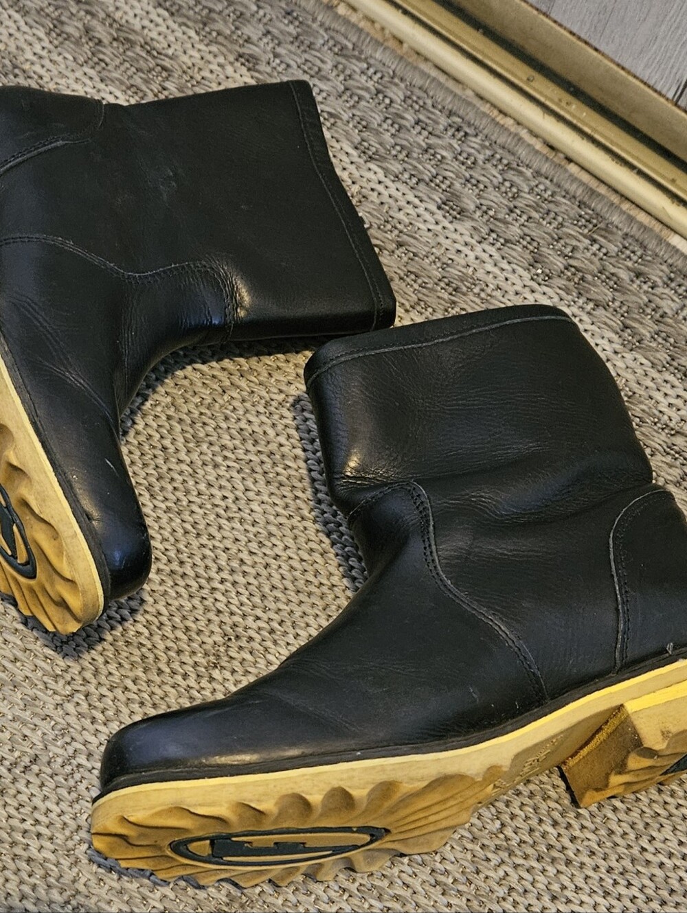 John Fluevog LOFS Stella black leather boots. 9.5. - Picture 9 of 11